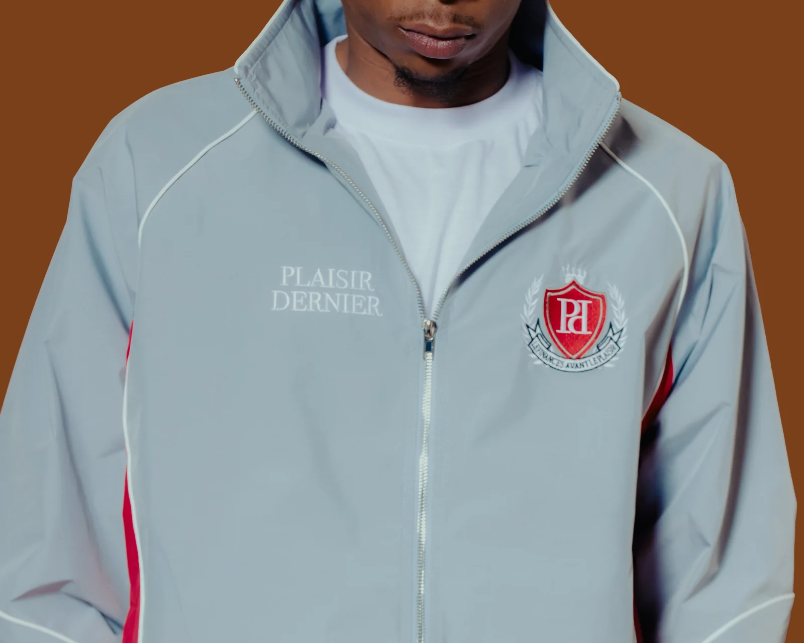 Grey Plaisir Dernier jacket, chest detail
